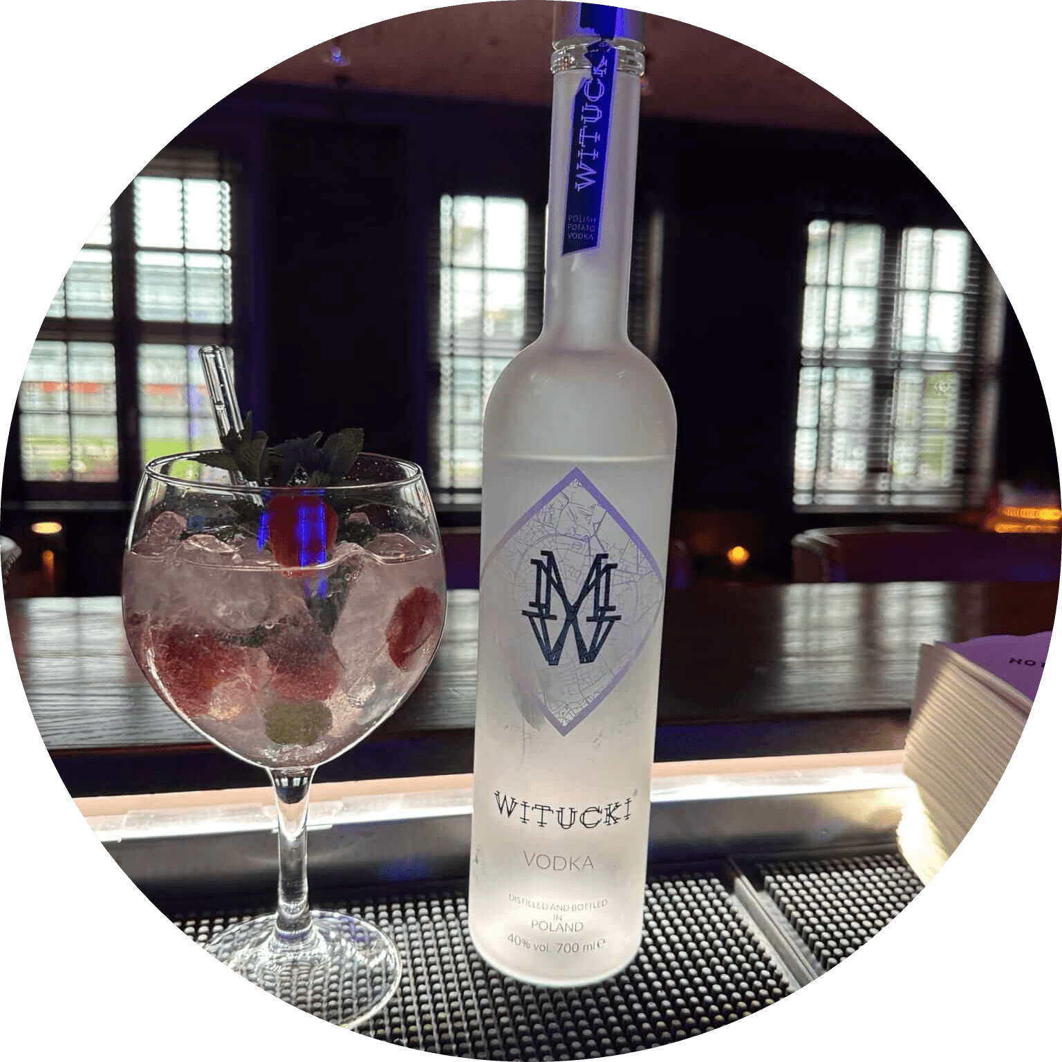 Leckere tucktail® Rezepte, nur echt zubereitet mit WITUCKI® VODKA • DER Premium Kartoffel Wodka aus Polen. Leckere tucktail® Rezepte, nur echt zubereitet mit WITUCKI® VODKA • DER Premium Kartoffel Wodka aus Polen.